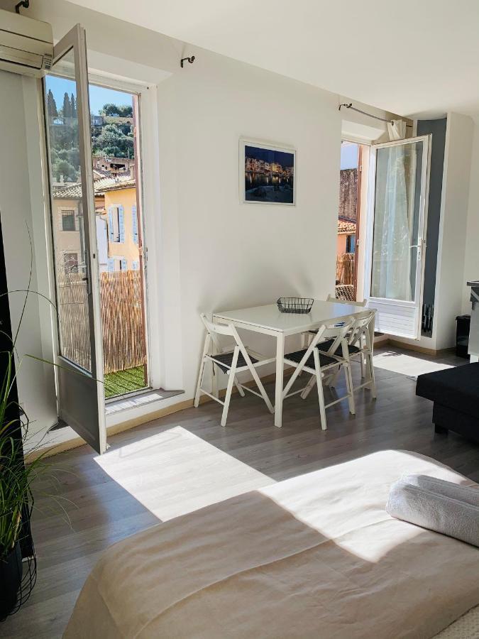 Au Coeur Du Village Joli Studio Cassis Bagian luar foto
